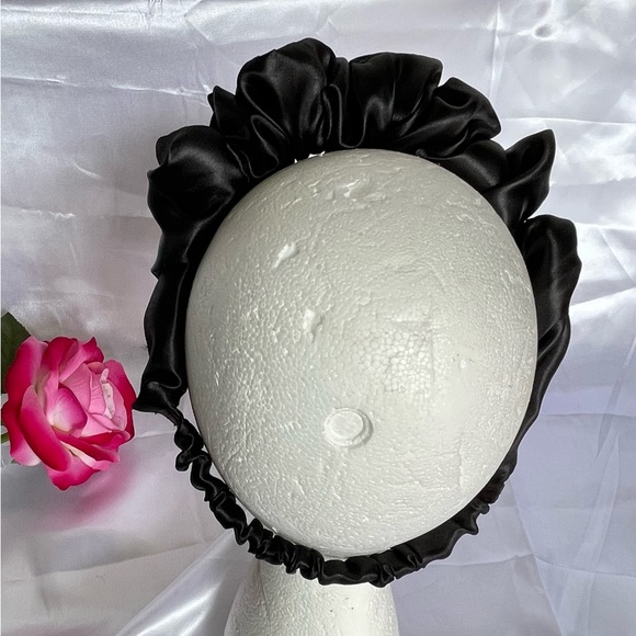 Black Satin Headband wrap scrunched For Women Pleated design - Picture 10 of 12